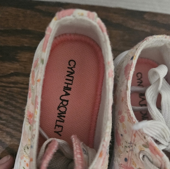 GIRLS Cynthia Rowley size 12. (C) - Picture 2 of 5